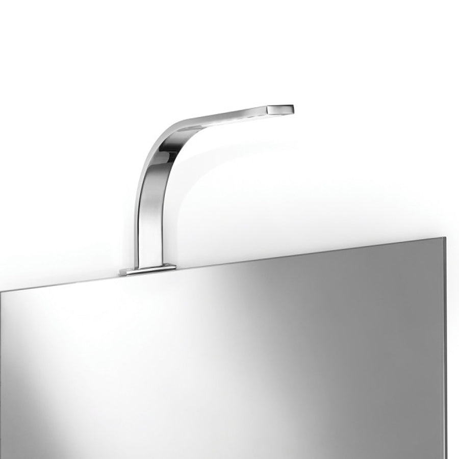 Lampada specchio a Led in alluminio cromato Lineabeta Ciari Distanza dallo specchio cm 22